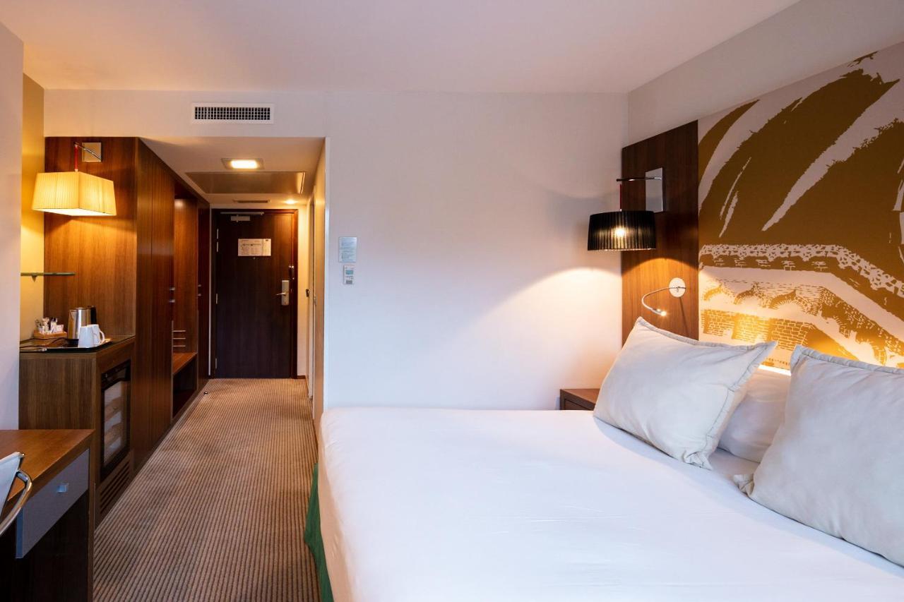 Radisson Blu Hotel, מונפלייה מראה חיצוני תמונה