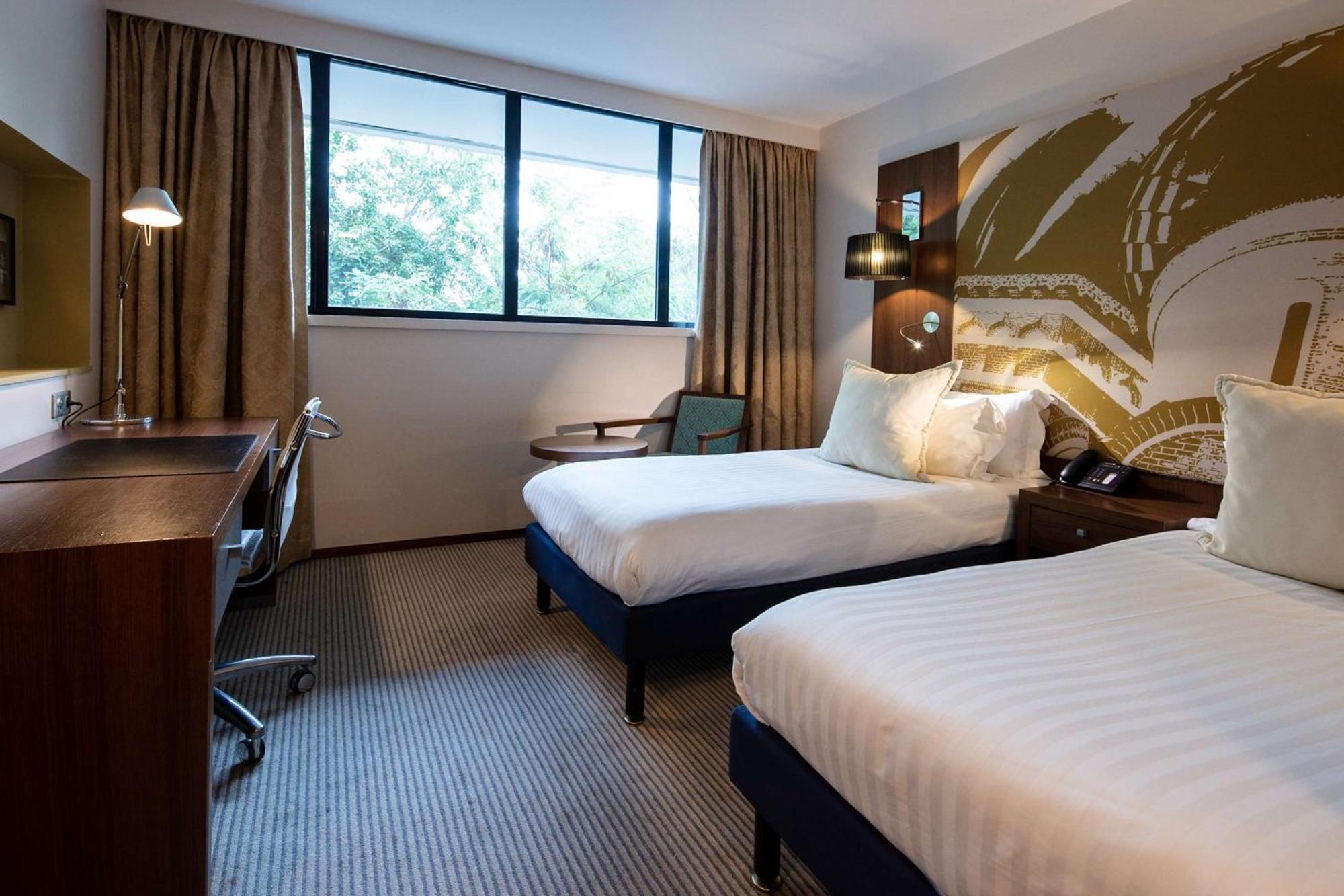 Radisson Blu Hotel, מונפלייה מראה חיצוני תמונה